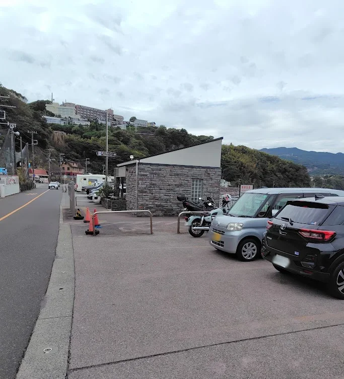 真鶴琴ヶ浜のトイレ&駐車場