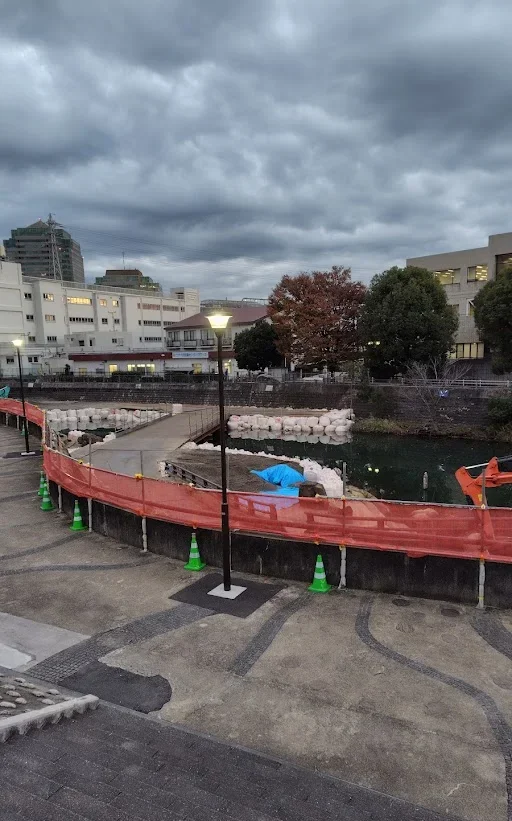 工事中の川辺公園親水護岸