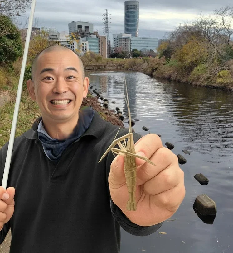 鶴見川でテナガエビを釣ったがんだま君