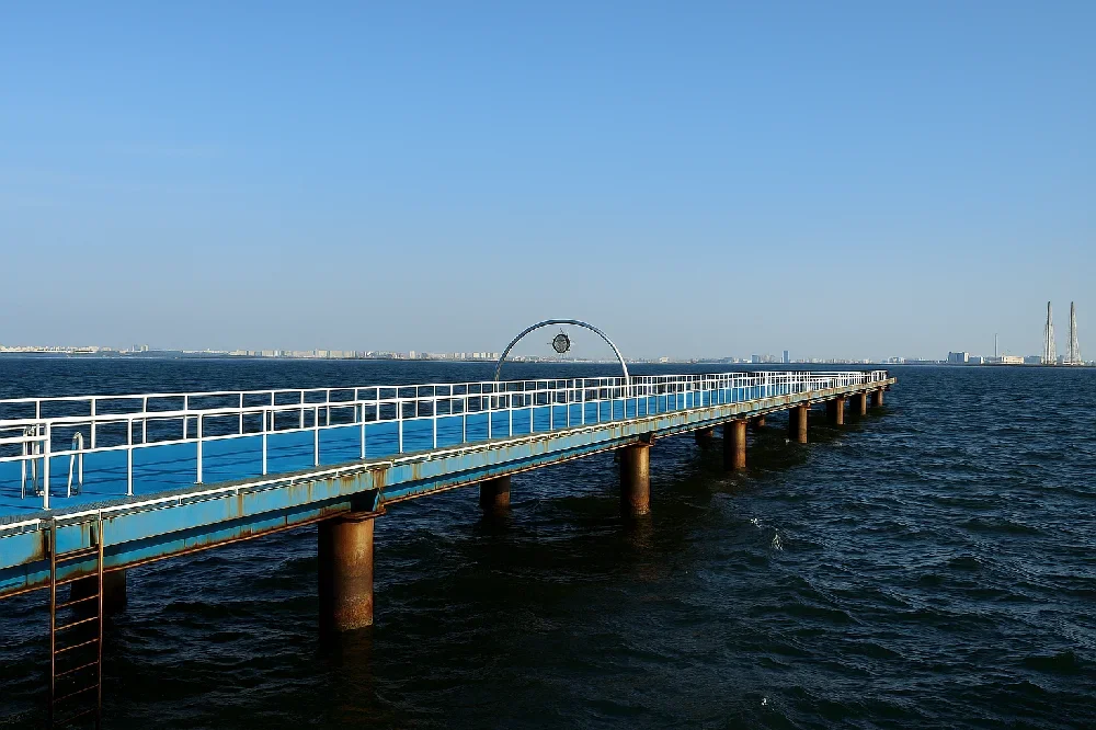 市原海釣り公園の桟橋千葉側