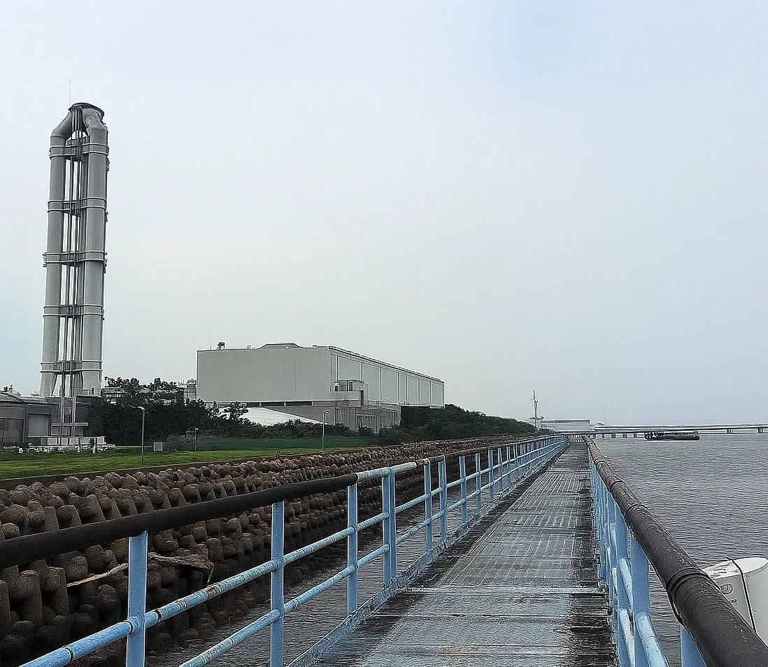 川越中電釣り桟橋の様子