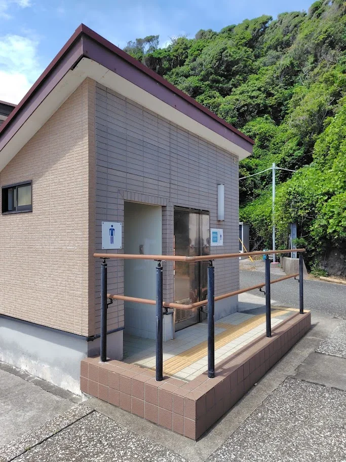 宮川港のトイレ