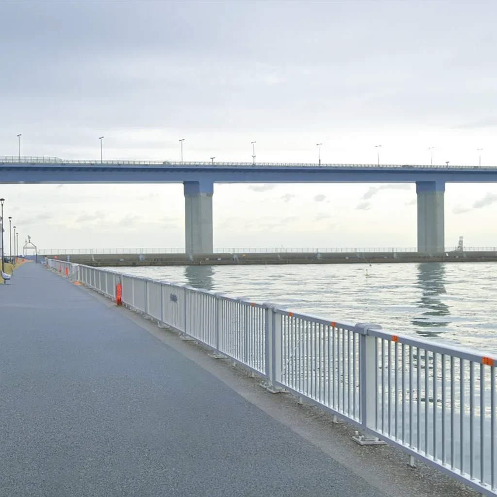 若洲海浜公園の岸壁
