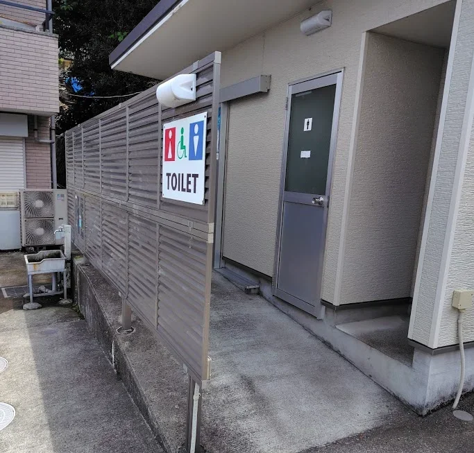 江之浦漁港のトイレ