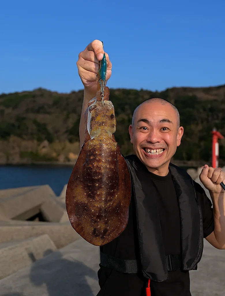 片江漁港でアオリイカを釣るがんだま君