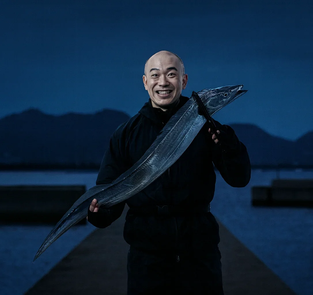 津田埋立地でタチウオの釣果を得たがんだま君