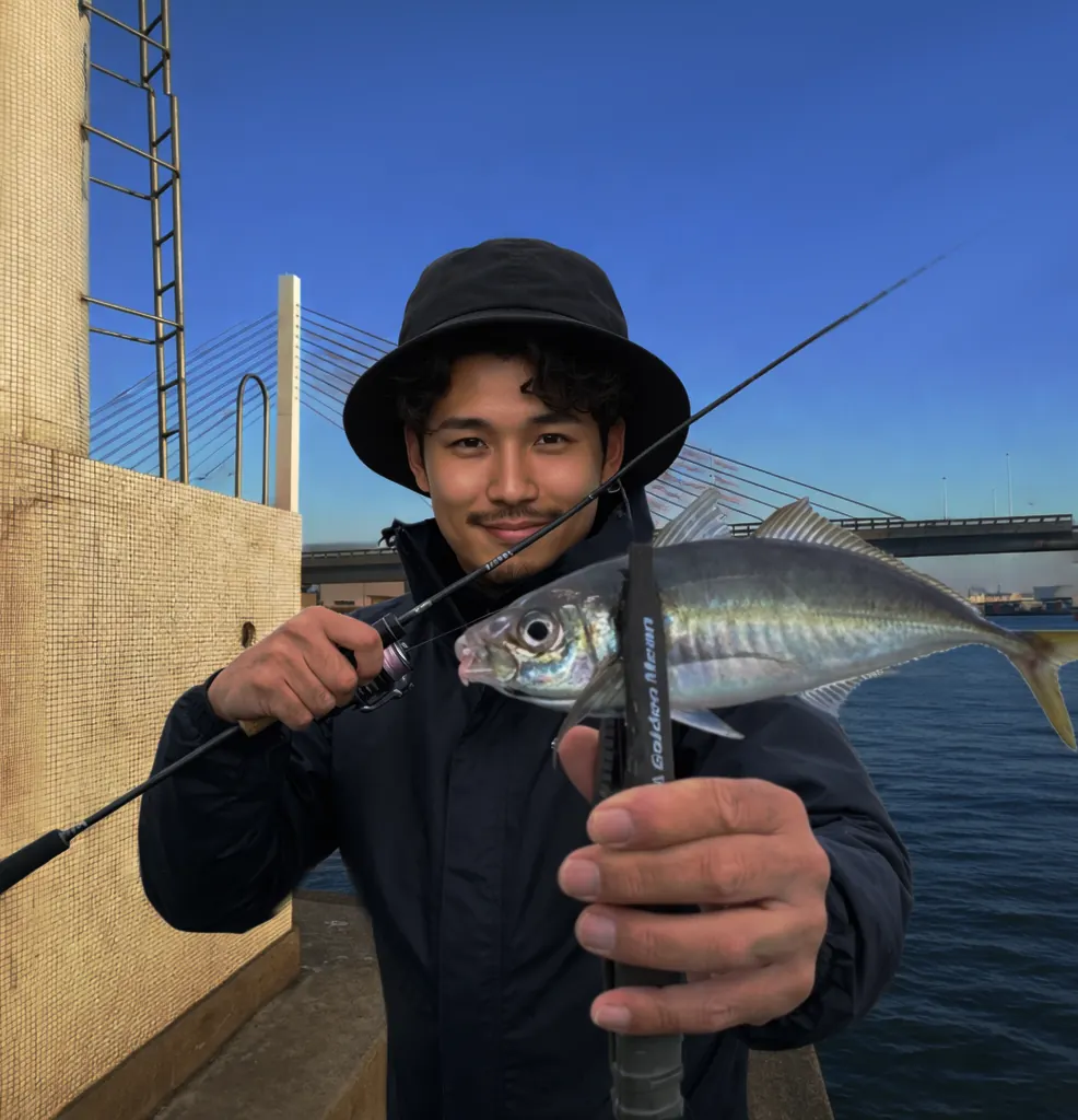 かもめ大橋でアジの釣果を得た安城.webp