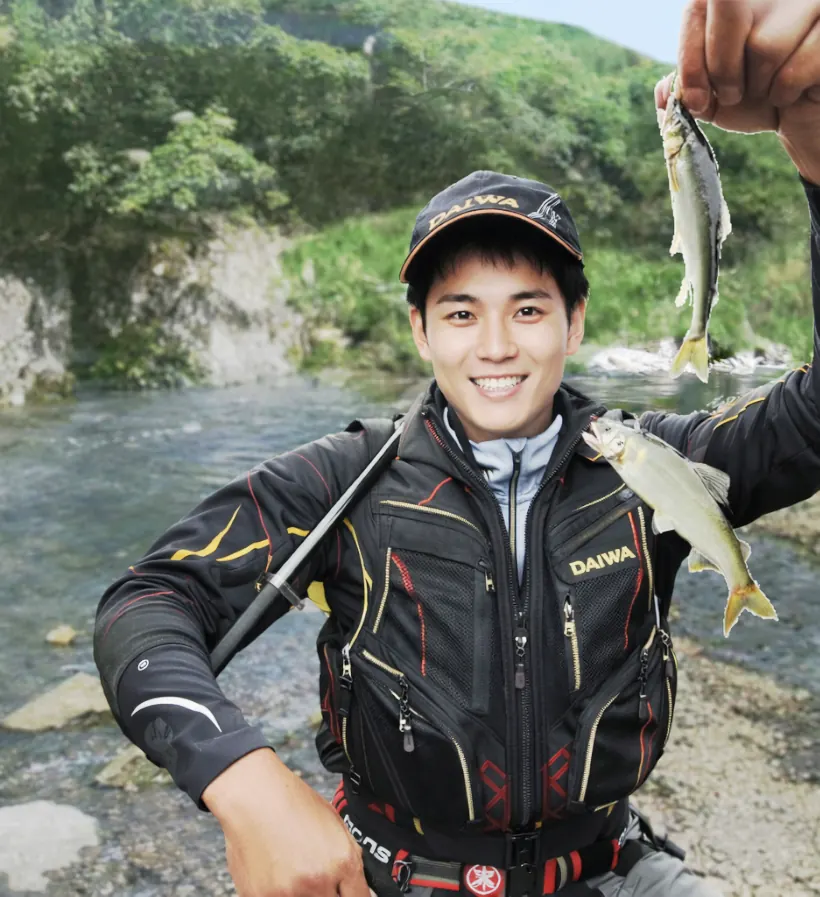 三隅川でアユの釣果を得た新崎.webp