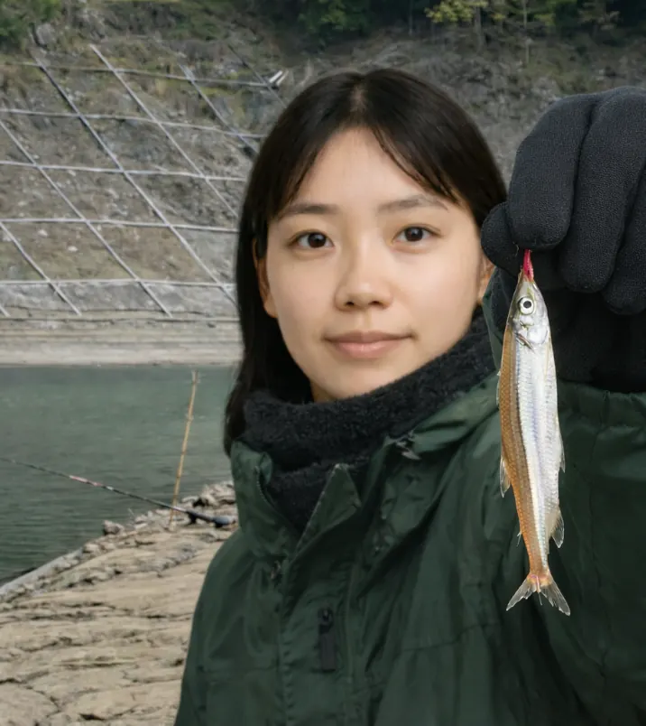 奥秩父もみじ湖でワカサギの釣果を得た森永.webp