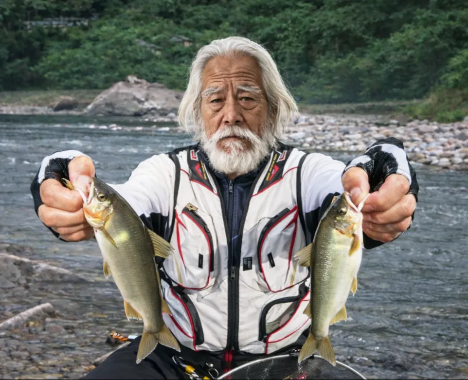 富田川でアユの釣果を得た米田.webp