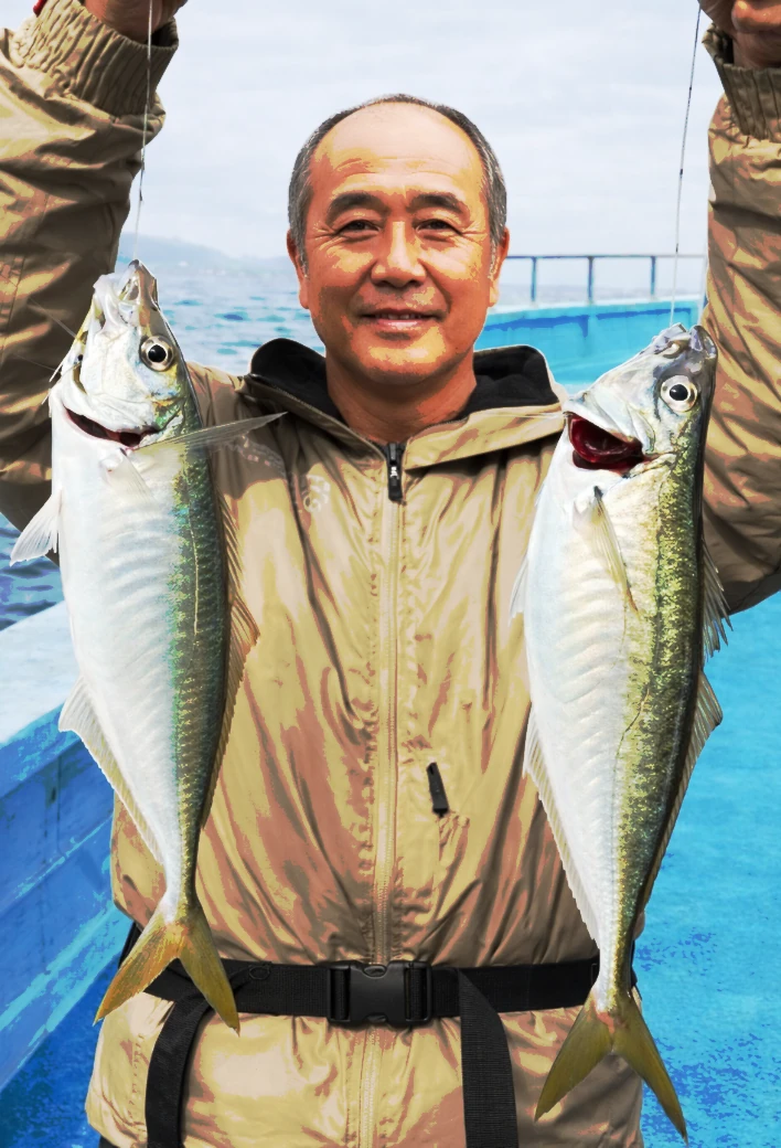 広島湾でアジの釣果を得た田能村.webp