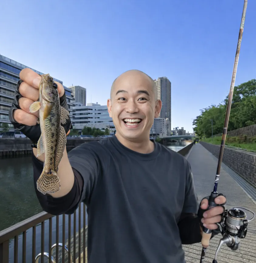 横十間川でハゼの釣果を得たがんだま君.webp
