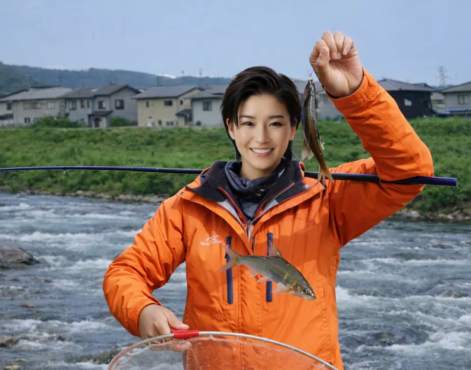 片貝川でアユの釣果を得た佐伯.webp
