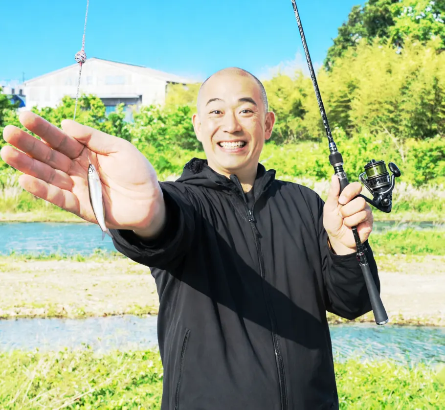 犬上川で小鮎の釣果を得たがんだま君.webp