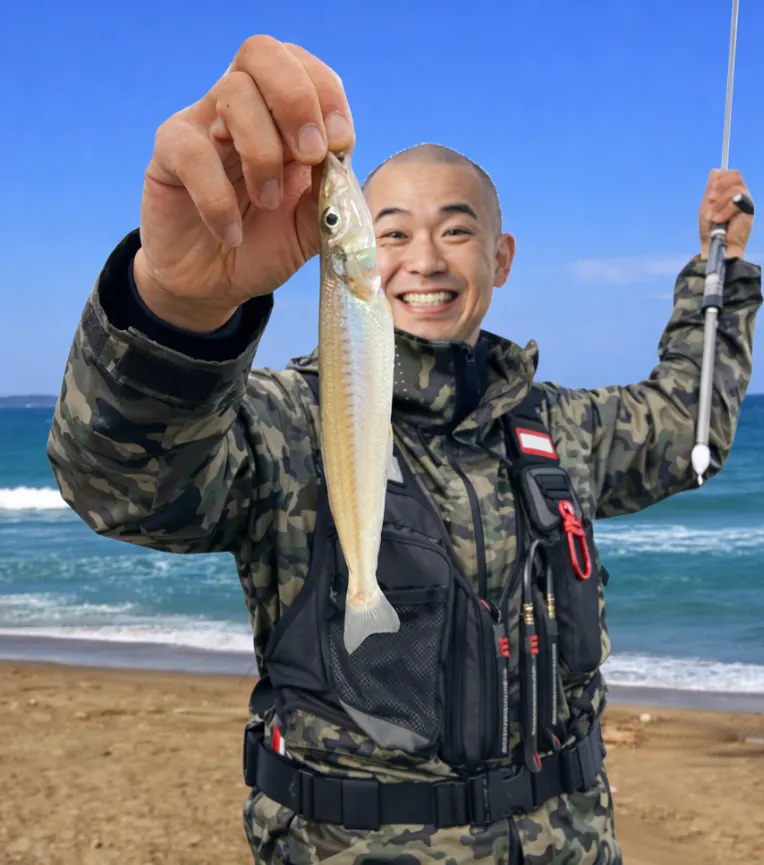 町屋海岸でシロギスの釣果を得たがんだま君.webp