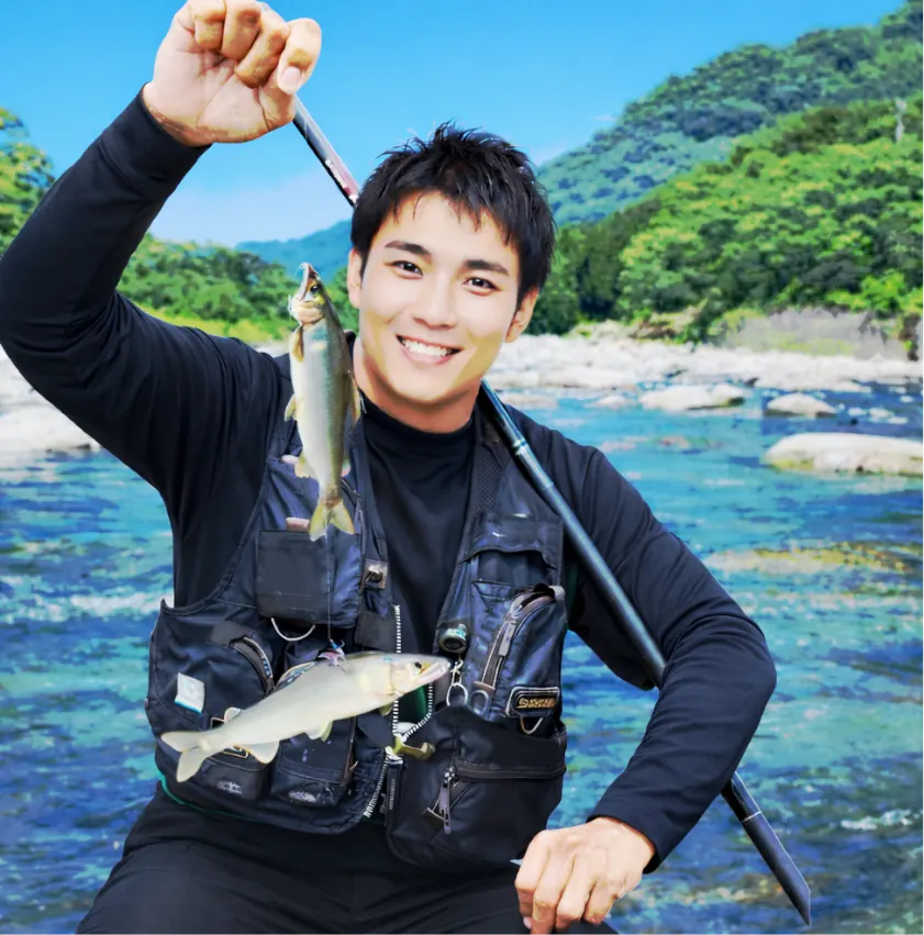 高原川でアユの釣果を得た新崎.webp