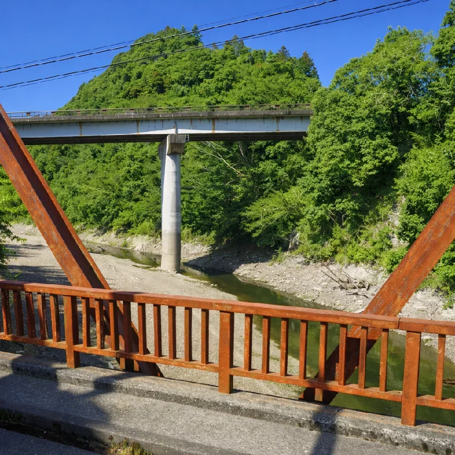 三島湖宿原橋周辺の様子