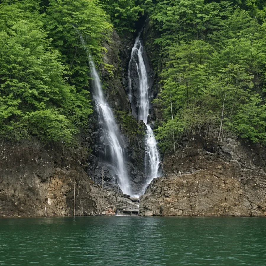 池原ダム二連滝