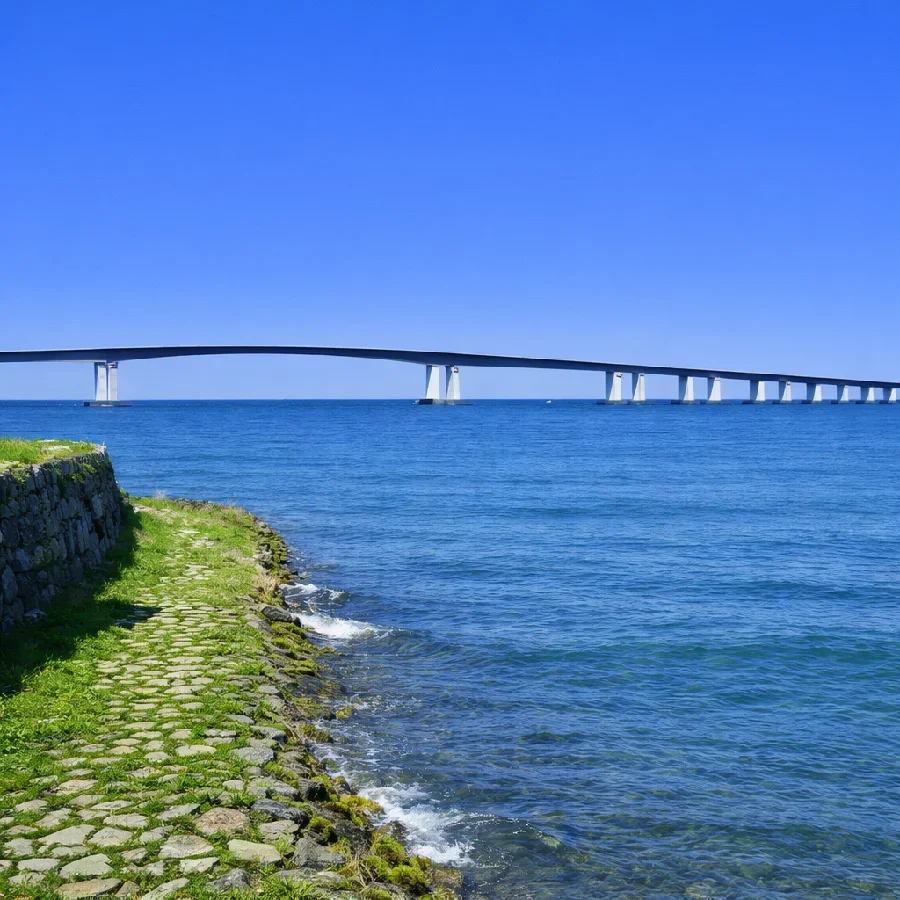 琵琶湖出島の灯台付近の様子