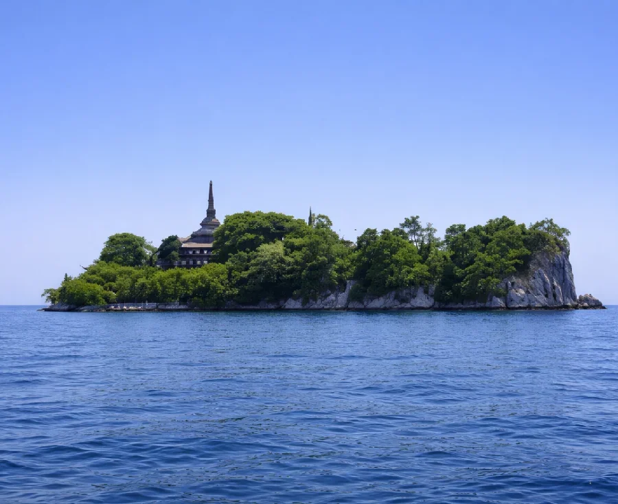 琵琶湖多景島