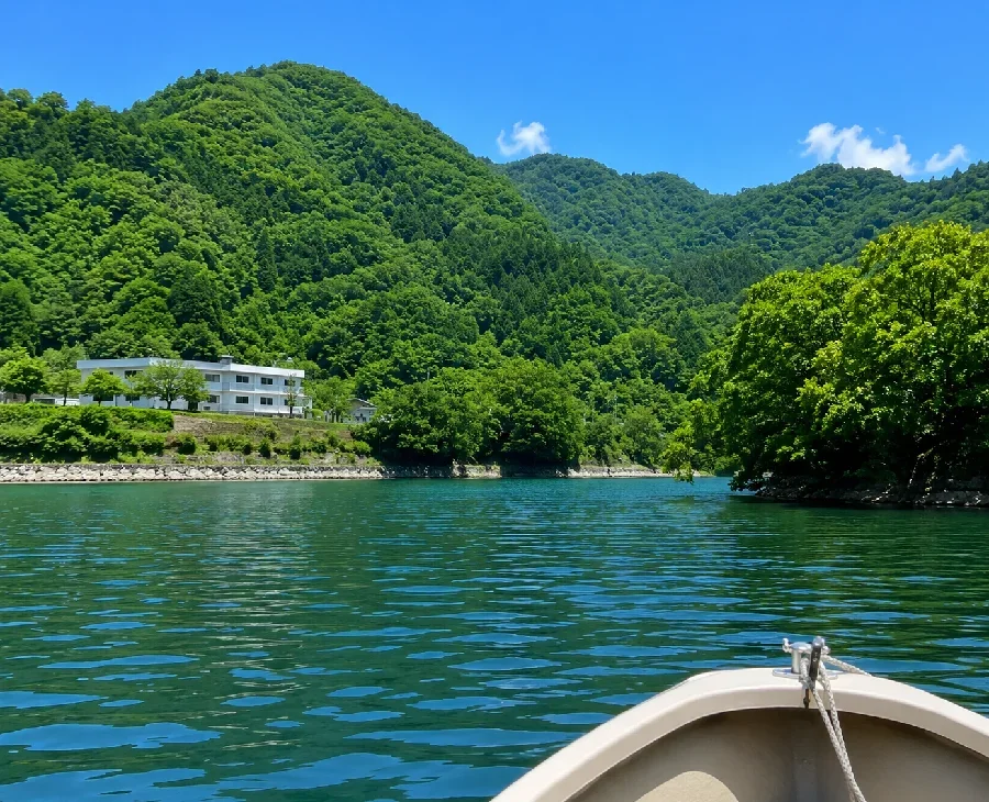 丹沢湖永歳橋周辺