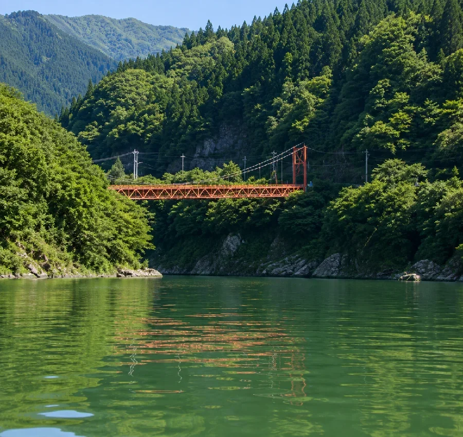 神流湖太田部橋周辺