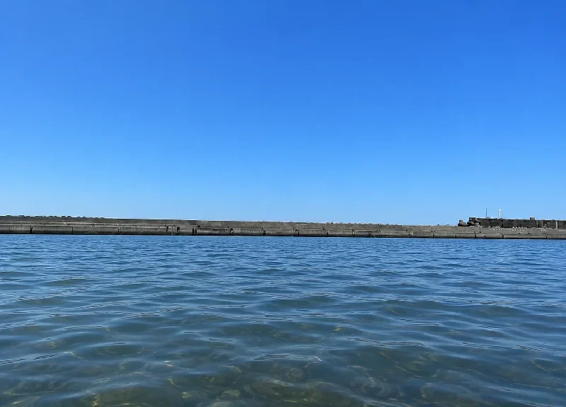 東防波堤
