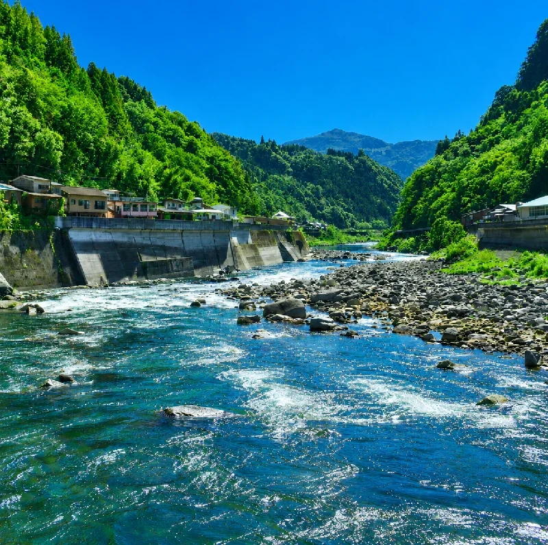 五ヶ瀬川役場下