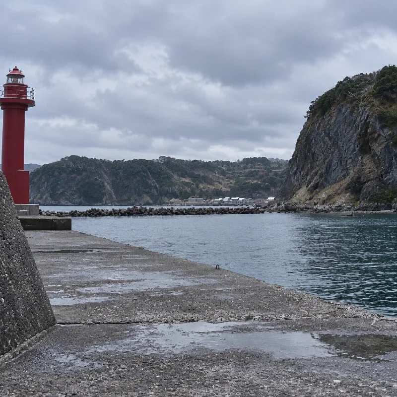 東防波堤